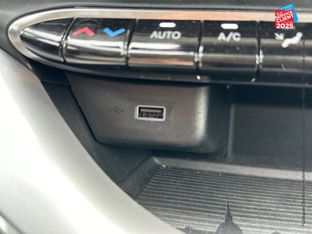 Véhicule d'occasion FIAT 500 E 118CH ICONE chez HESS Automobile
