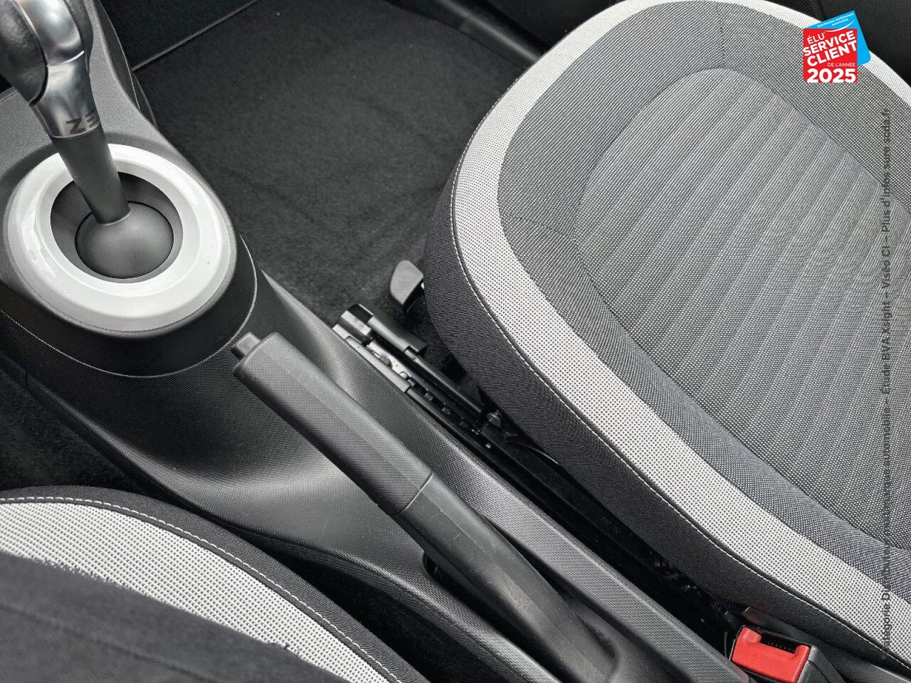 Véhicule d'occasion RENAULT TWINGO E-TECH ELECTRIC ZEN R80 ACHAT INTEGRAL - 21 chez Renault Strasbourg