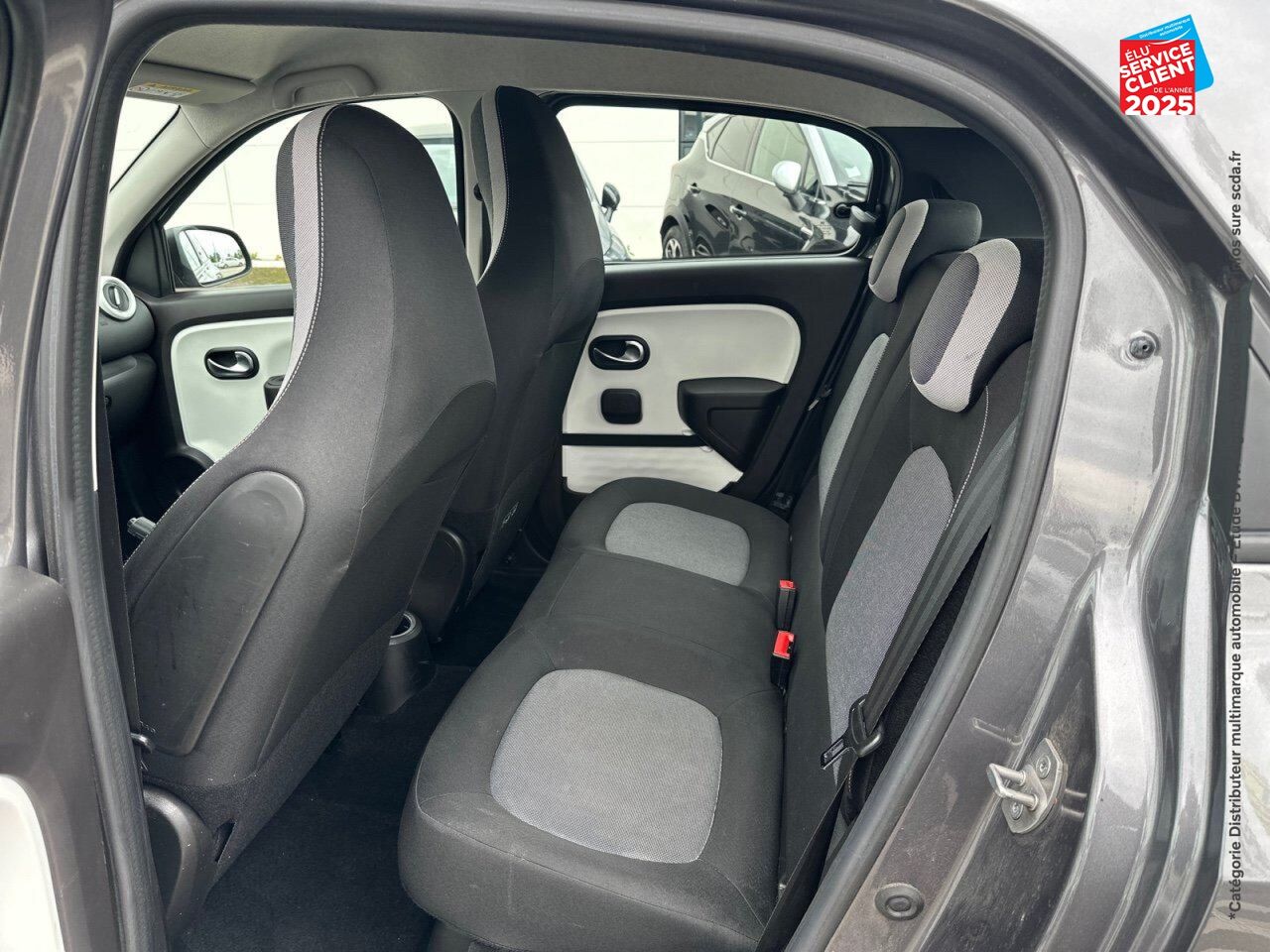 Véhicule d'occasion RENAULT TWINGO E-TECH ELECTRIC ZEN R80 ACHAT INTEGRAL - 21 chez Renault Strasbourg
