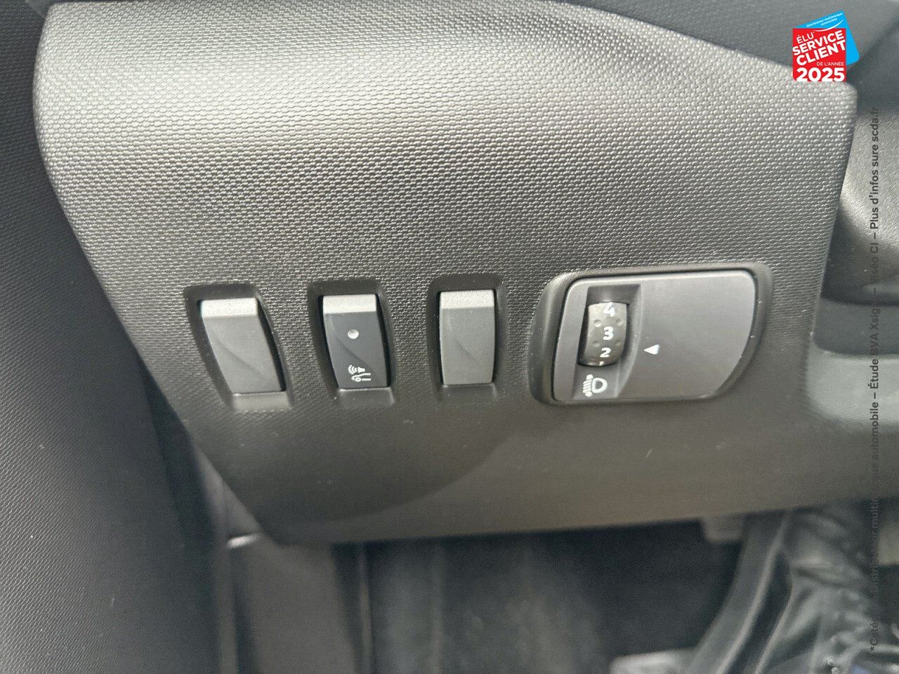 Véhicule d'occasion RENAULT TWINGO E-TECH ELECTRIC ZEN R80 ACHAT INTEGRAL - 21 chez Renault Strasbourg
