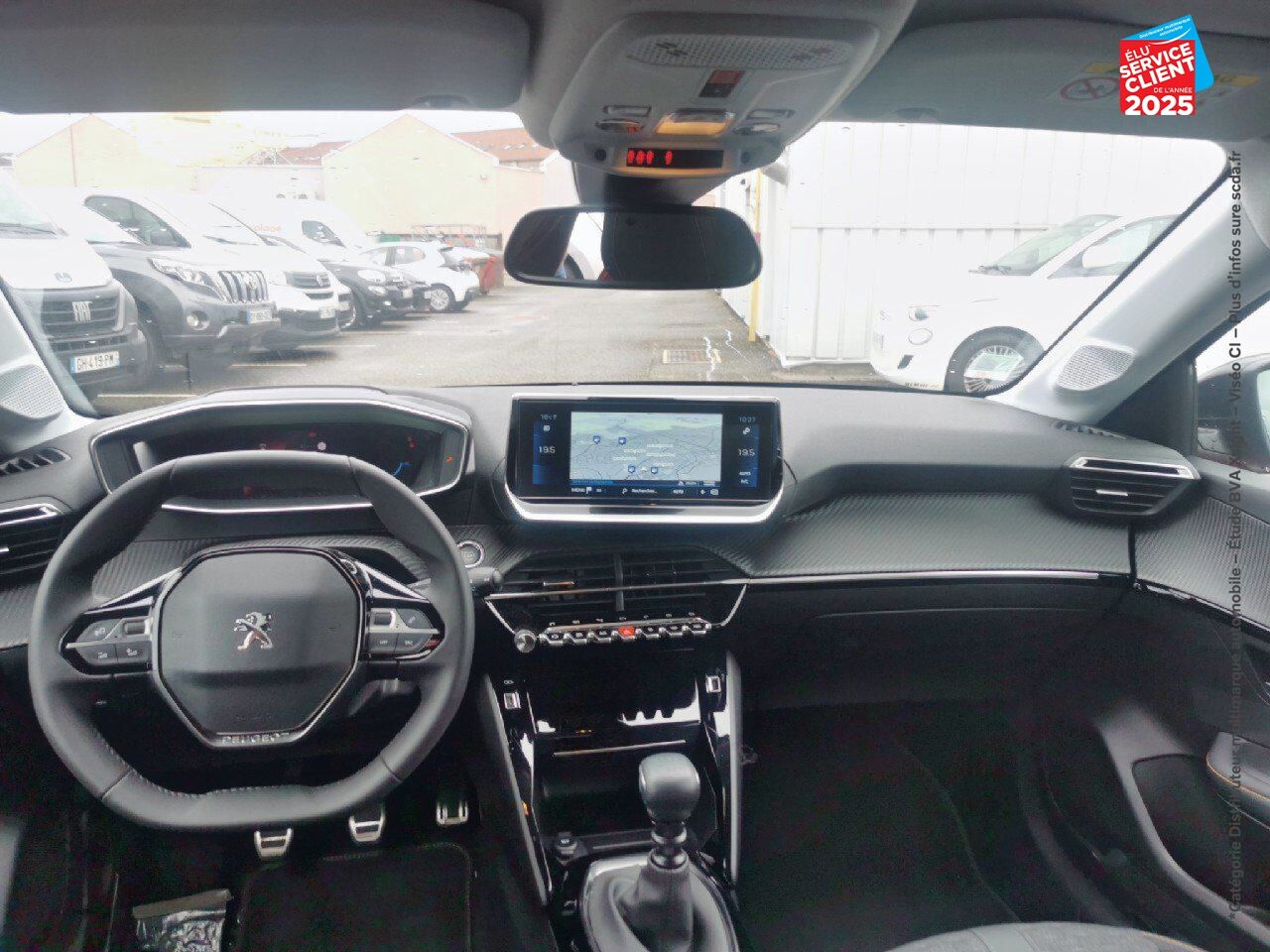 Véhicule d'occasion PEUGEOT 208 1.2 PURETECH 100CH SS ROADTRIP 118G chez Hyundai Chalons