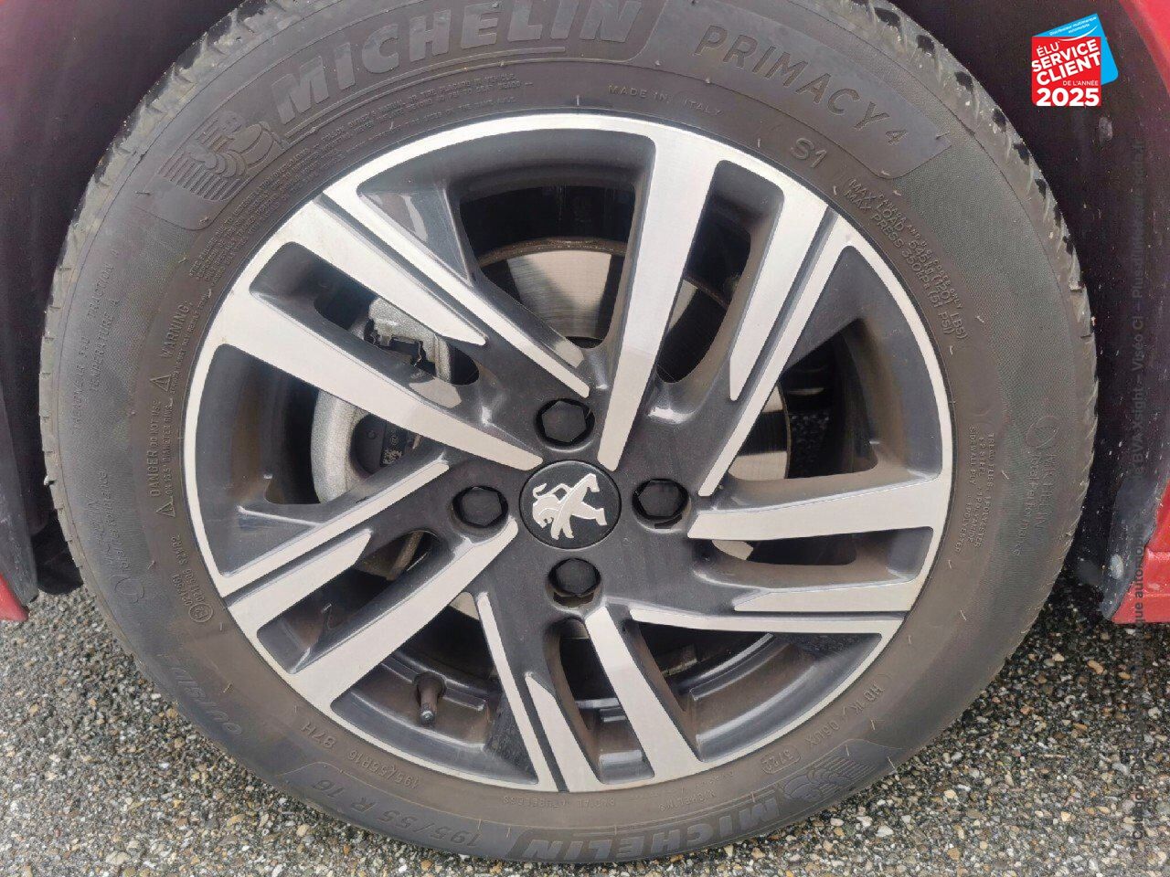 Véhicule d'occasion PEUGEOT 208 1.2 PURETECH 100CH SS ROADTRIP 118G chez Hyundai Chalons