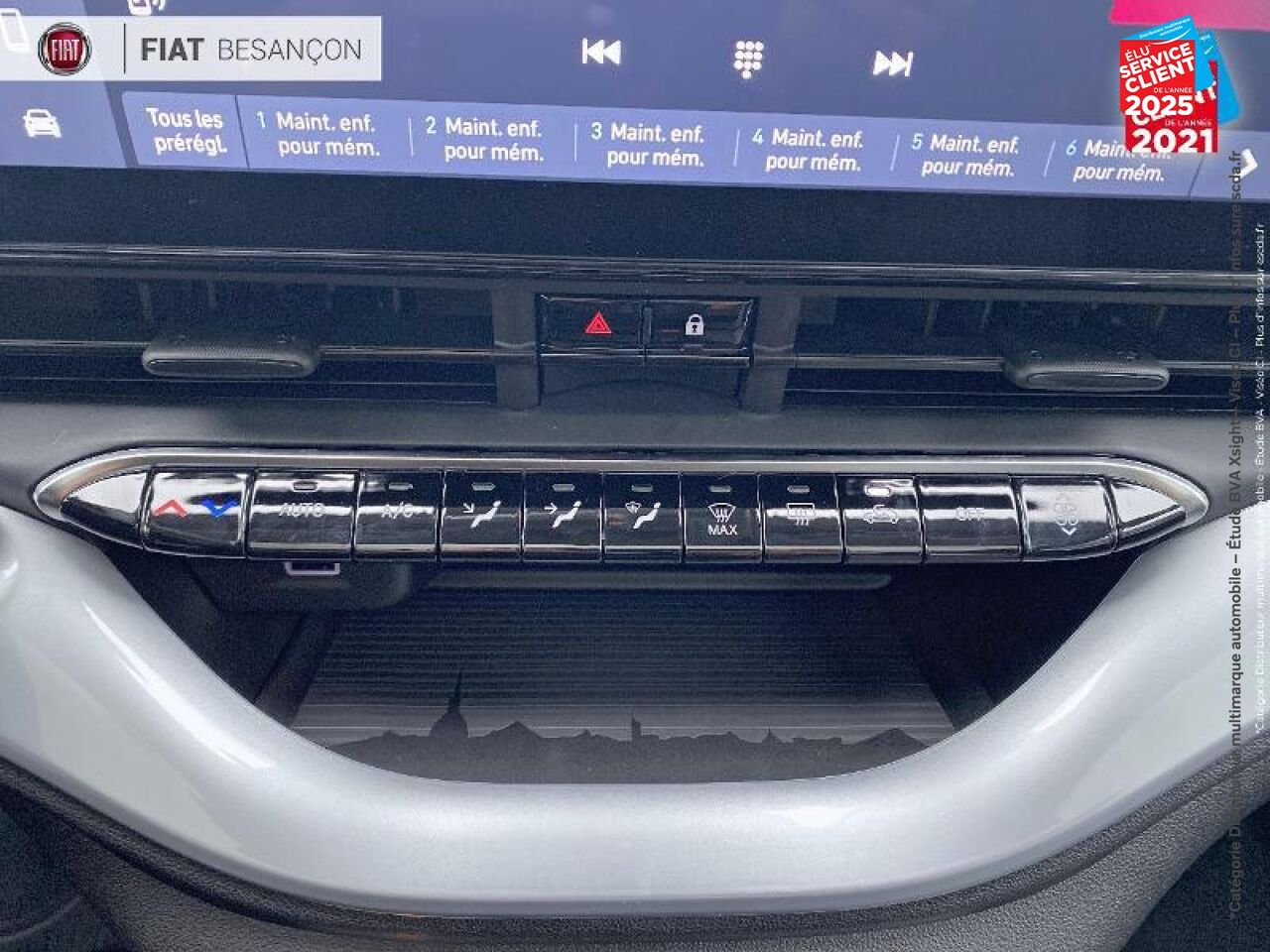 Véhicule d'occasion FIAT 500 E 118CH ICONE chez HESS Automobile