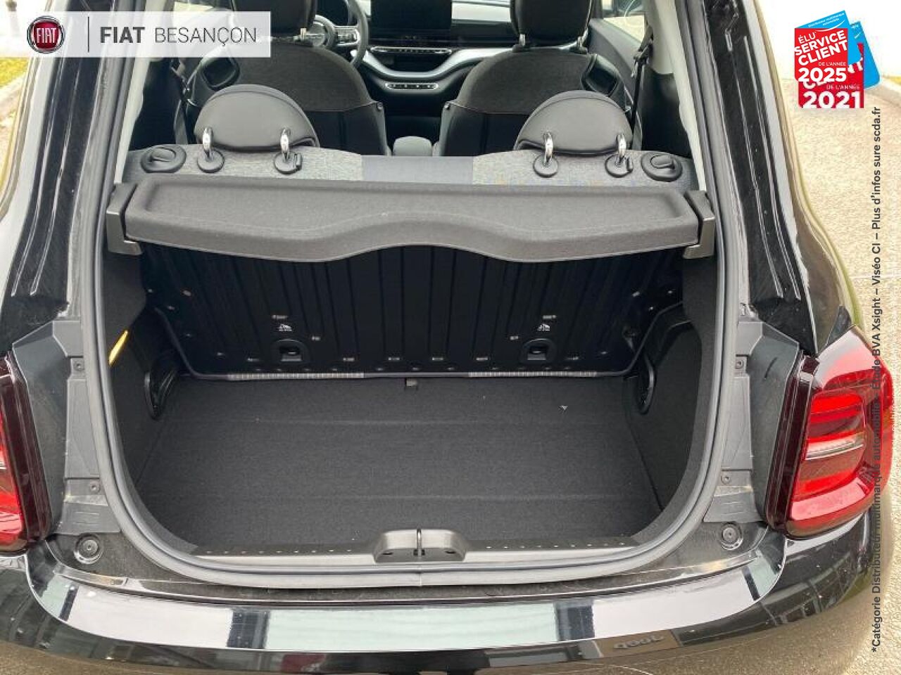 Véhicule d'occasion FIAT 500 E 118CH ICONE chez HESS Automobile