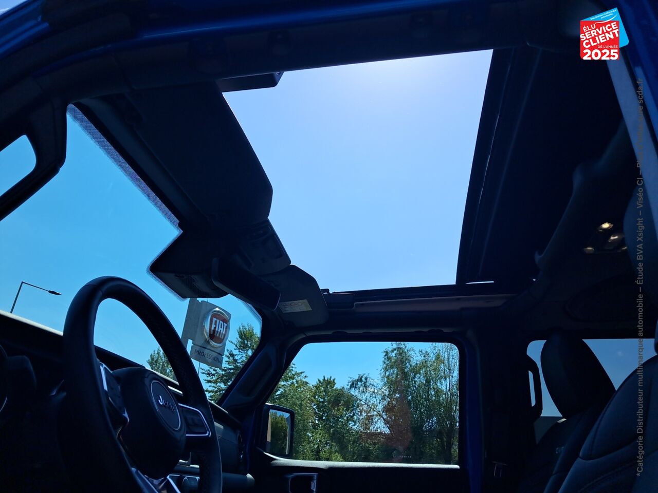 Véhicule d'occasion JEEP WRANGLER UNLIMITED 2.0 T 380CH 4XE OVERLAND COMMAND-TRAC MY23 TOUVRANT SIEGES CHAUF/CUIR GPS chez Hyundai Chalons