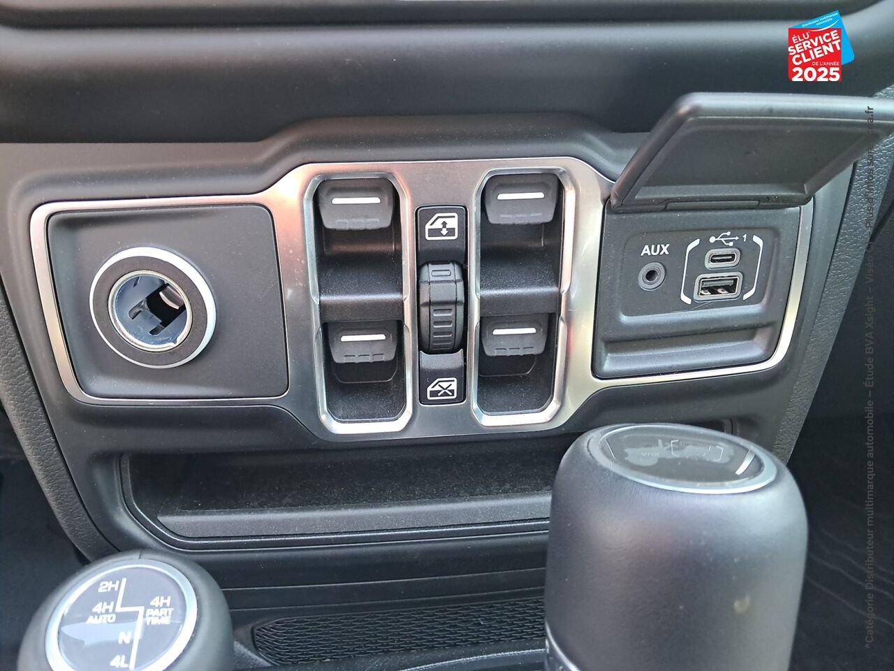 Véhicule d'occasion JEEP WRANGLER UNLIMITED 2.0 T 380CH 4XE OVERLAND COMMAND-TRAC MY23 TOUVRANT SIEGES CHAUF/CUIR GPS chez Hyundai Chalons
