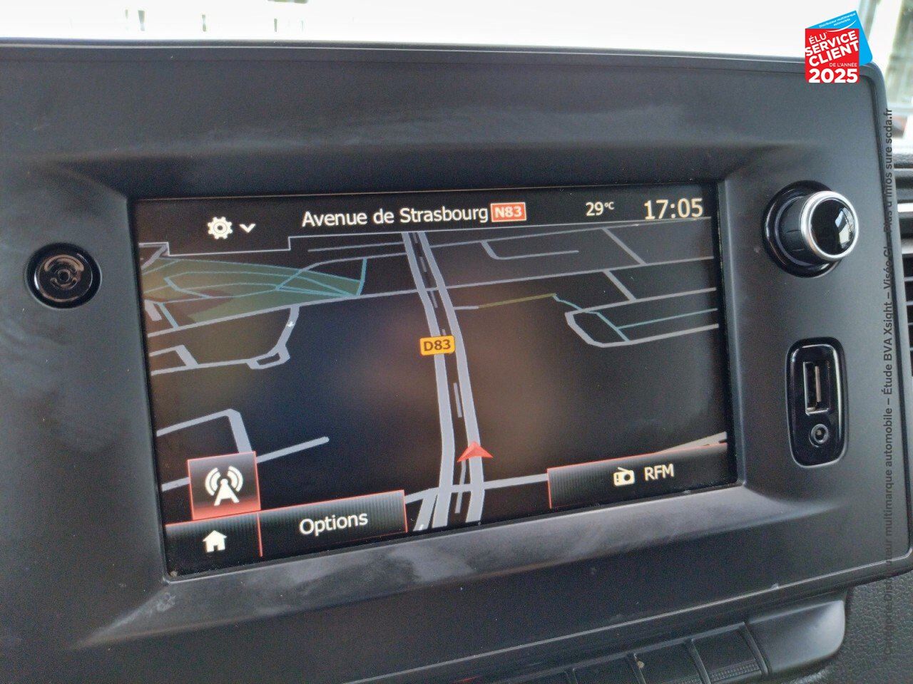 Véhicule d'occasion RENAULT MASTER FG F3300 L2H2 2.3 DCI 135CH GRAND CONFORT E6 chez Nissan Montbéliard