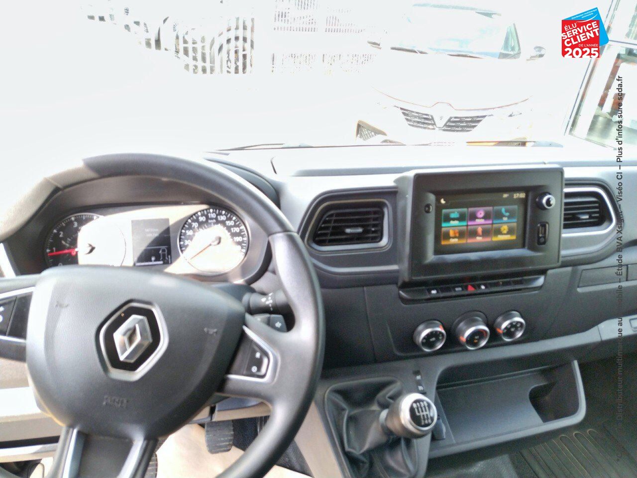 Véhicule d'occasion RENAULT MASTER FG F3300 L2H2 2.3 DCI 135CH GRAND CONFORT E6 chez Nissan Montbéliard
