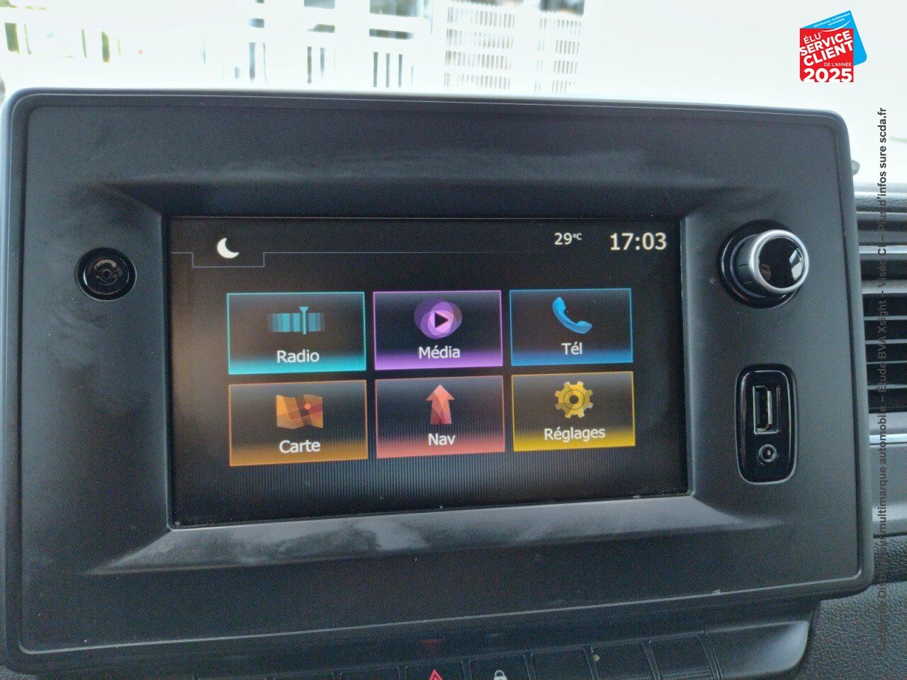 Véhicule d'occasion RENAULT MASTER FG F3300 L2H2 2.3 DCI 135CH GRAND CONFORT E6 chez Nissan Montbéliard