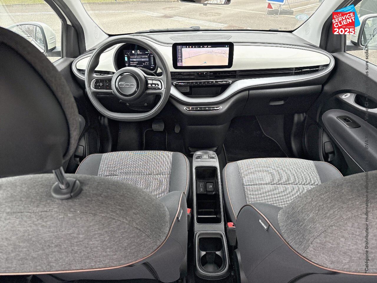 Véhicule d'occasion FIAT 500 E 118CH ICONE chez Hyundai Epernay