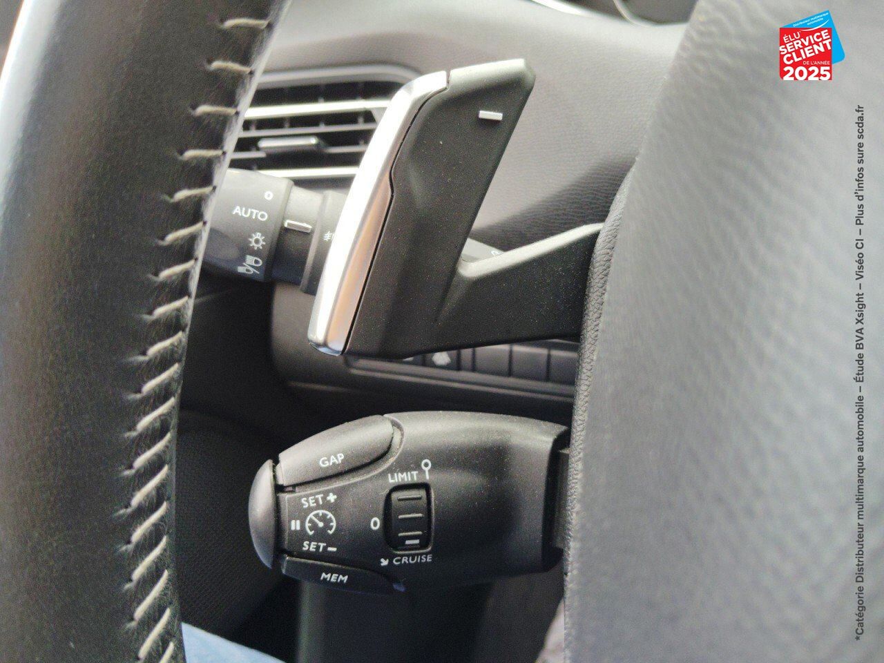 Véhicule d'occasion PEUGEOT 308 1.2 PURETECH 130CH E6.C SS ALLURE BUSINESS EAT8 chez Renault Saint-Louis