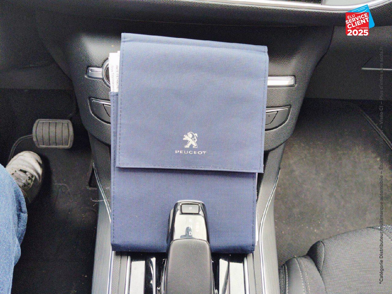 Véhicule d'occasion PEUGEOT 308 1.2 PURETECH 130CH E6.C SS ALLURE BUSINESS EAT8 chez Renault Saint-Louis