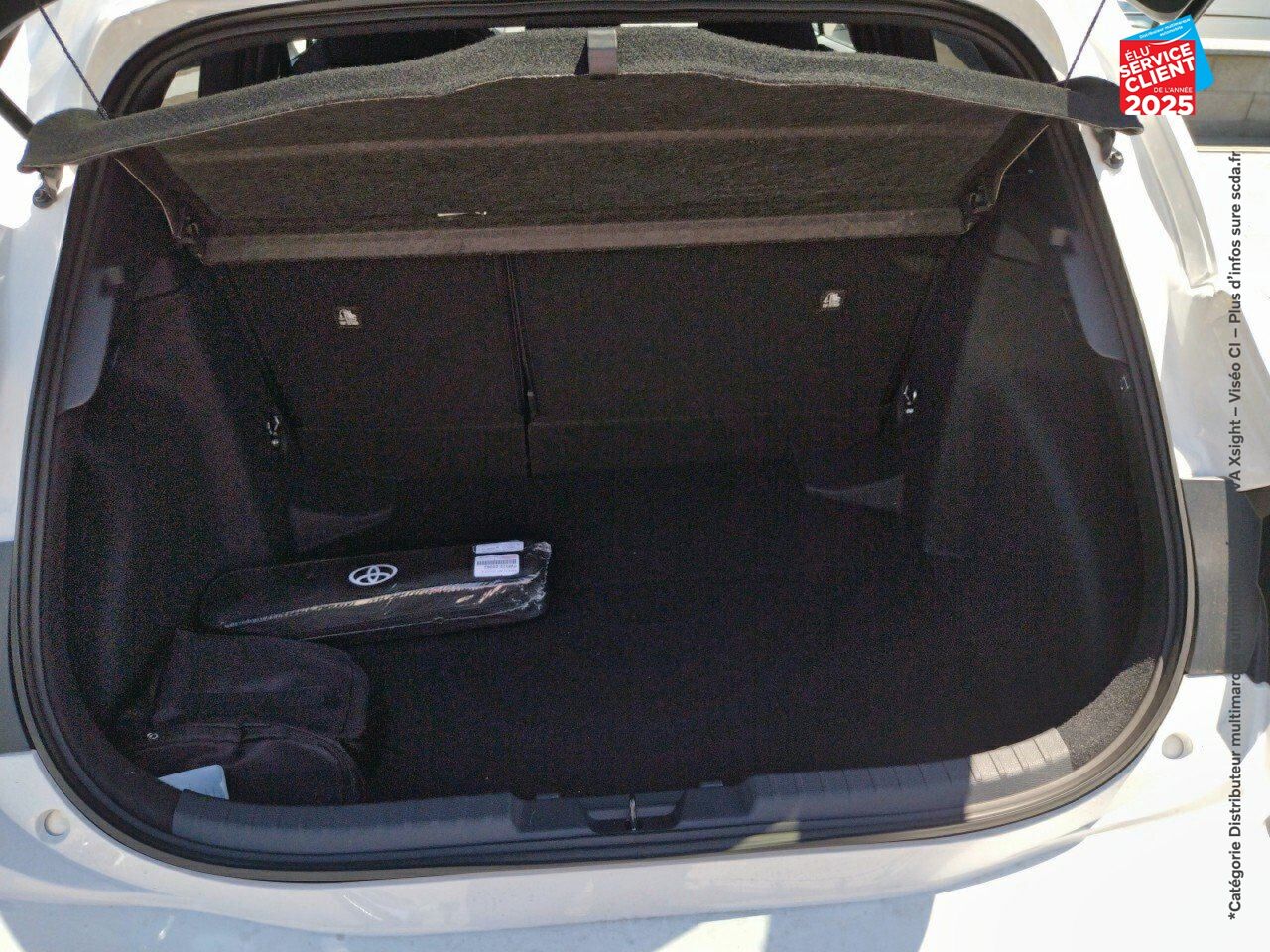 Véhicule d'occasion TOYOTA COROLLA 1.8 140CH DESIGN MY23 chez Toyota Thionville