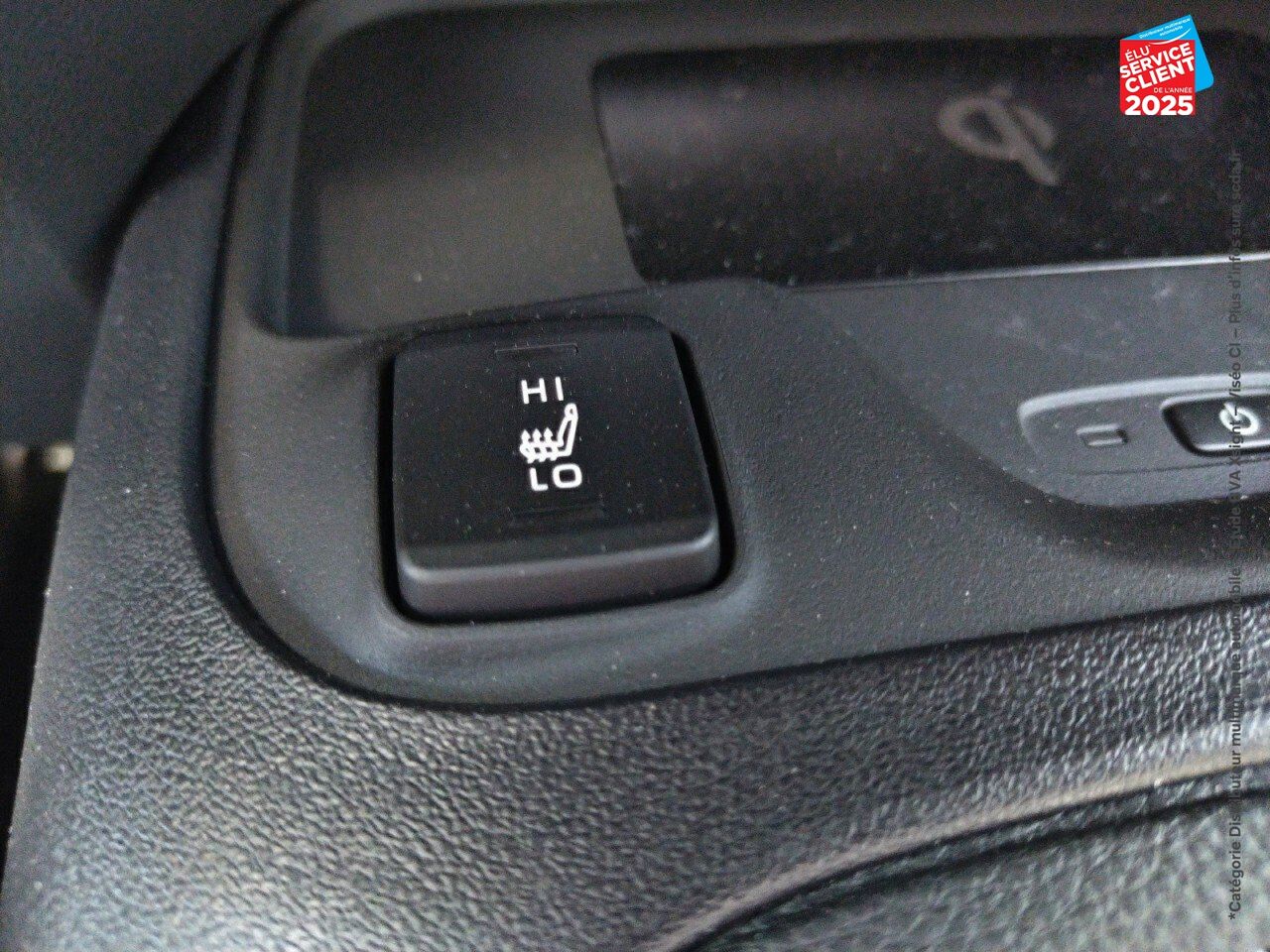 Véhicule d'occasion TOYOTA COROLLA 1.8 140CH DESIGN MY23 chez Toyota Thionville