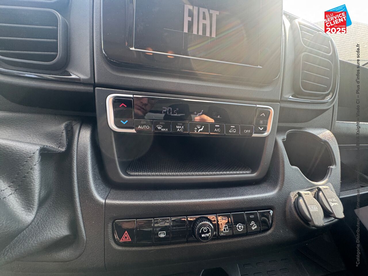 Véhicule d'occasion FIAT DUCATO BENNE 3.5 L H3-POWER 140CH MAXI HEAVY DUTY BENNE ACIER + GRAND COFFRE chez Renault Sélestat