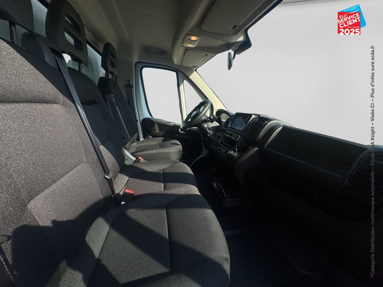 Véhicule d'occasion FIAT DUCATO BENNE 3.5 L H3-POWER 140CH MAXI HEAVY DUTY BENNE ACIER + GRAND COFFRE chez Renault Sélestat
