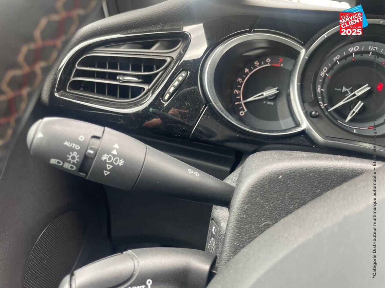 Véhicule d'occasion DS DS 3 PURETECH 130CH PERFORMANCE LINE SS chez Dacia Montbéliard