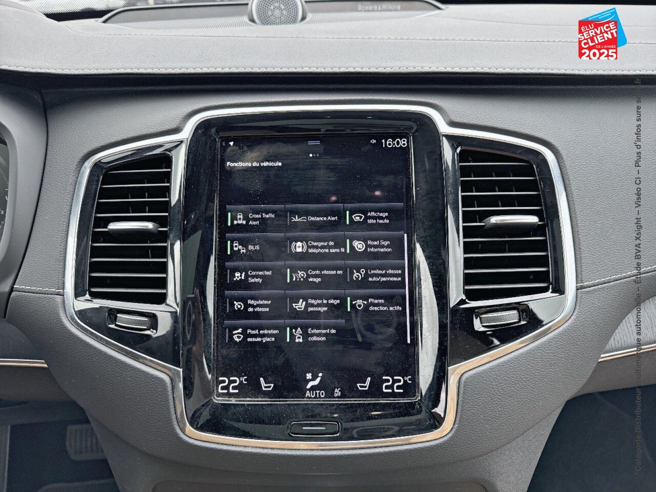 Véhicule d'occasion VOLVO XC90 T8 TWIN ENGINE 303 + 87CH INSCRIPTION LUXE GEARTRONIC 7 PLACES 48G chez Renault Sélestat
