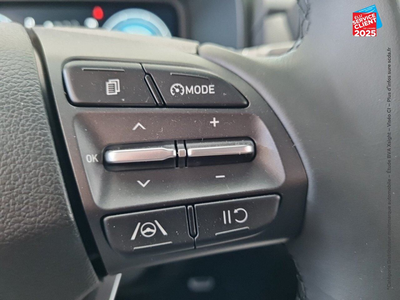 Véhicule d'occasion HYUNDAI KONA ELECTRIC 39KWH - 136CH CREATIVE chez Hyundai Epernay