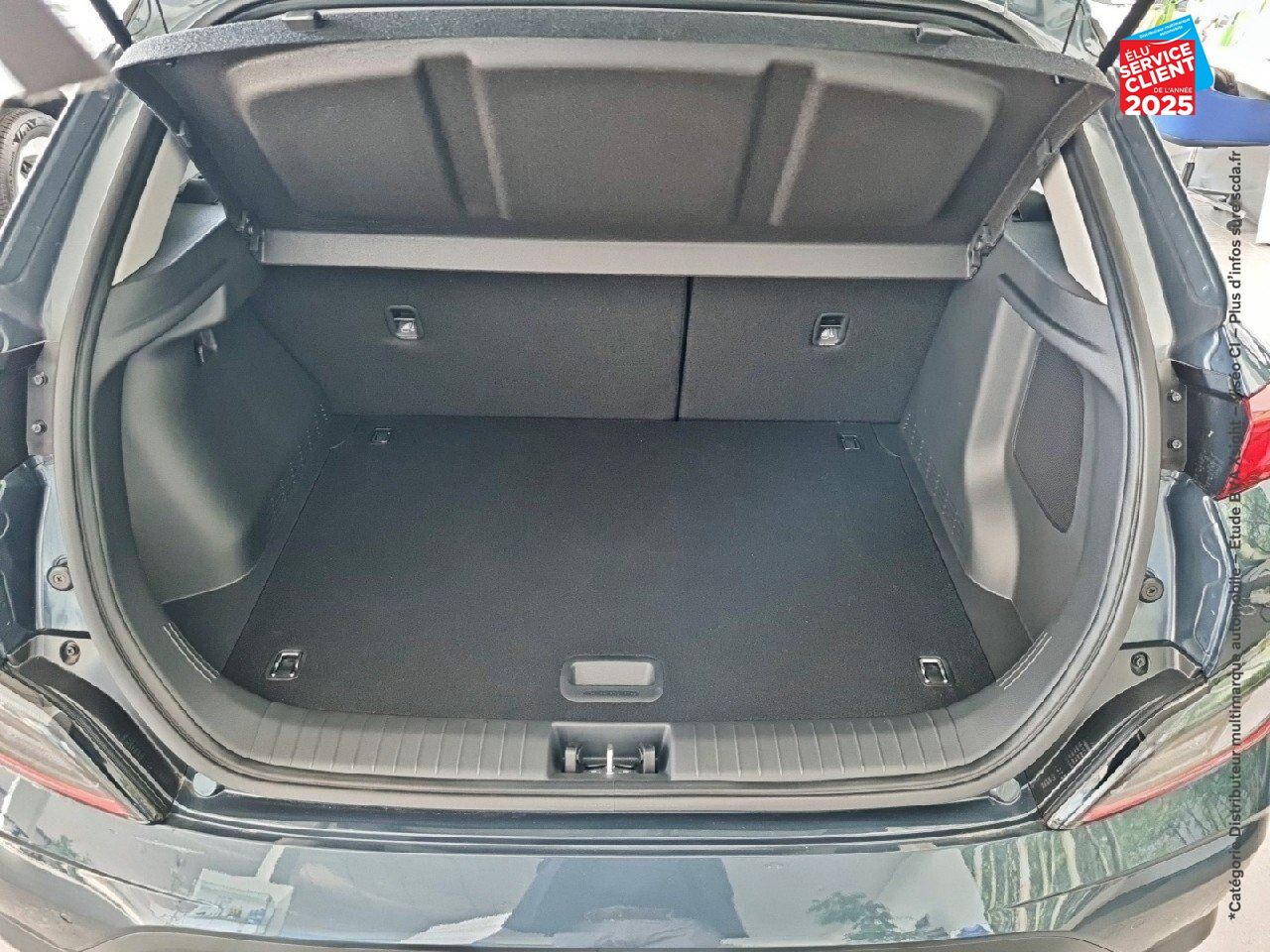 Véhicule d'occasion HYUNDAI KONA ELECTRIC 39KWH - 136CH CREATIVE chez Hyundai Epernay