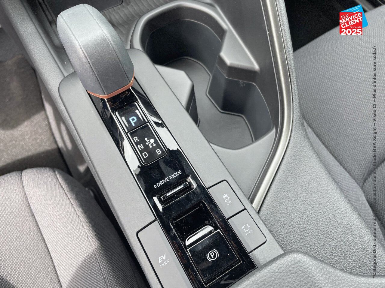 Véhicule d'occasion TOYOTA C-HR 1.8 140CH DESIGN chez Toyota Sarreguemines