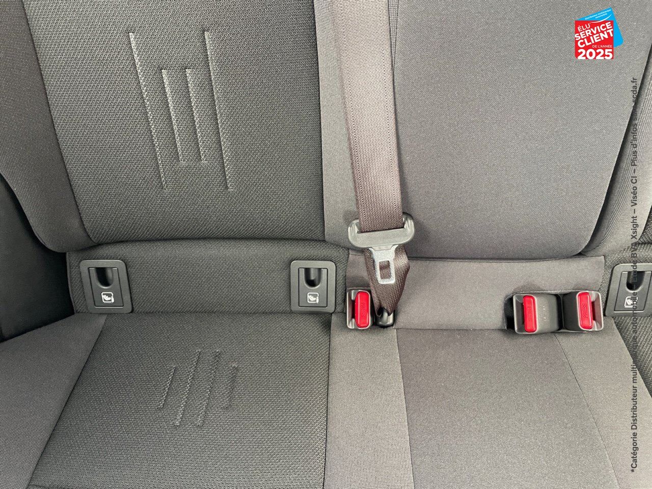 Véhicule d'occasion TOYOTA C-HR 1.8 140CH DESIGN chez Toyota Sarreguemines