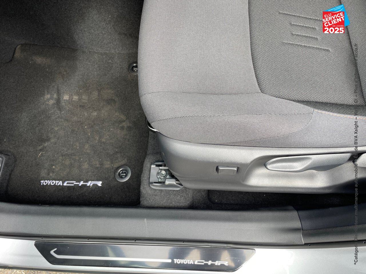 Véhicule d'occasion TOYOTA C-HR 1.8 140CH DESIGN chez Toyota Sarreguemines