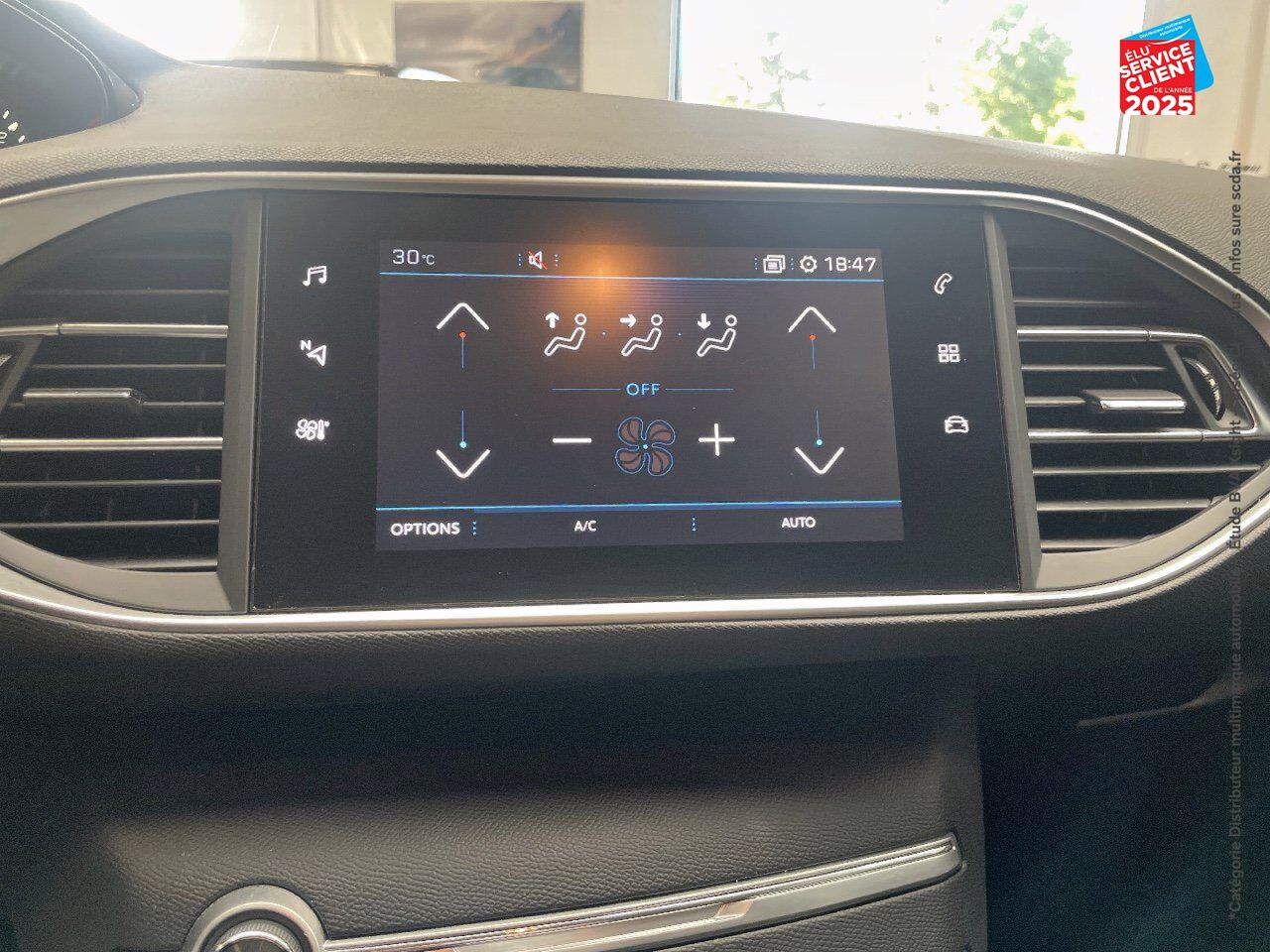 Véhicule d'occasion PEUGEOT 308 1.2 PURETECH 110CH SS ACTIVE 6CV chez Hyundai Chalons