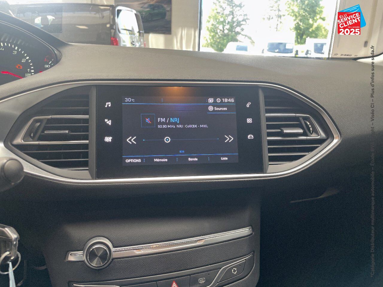 Véhicule d'occasion PEUGEOT 308 1.2 PURETECH 110CH SS ACTIVE 6CV chez Hyundai Chalons