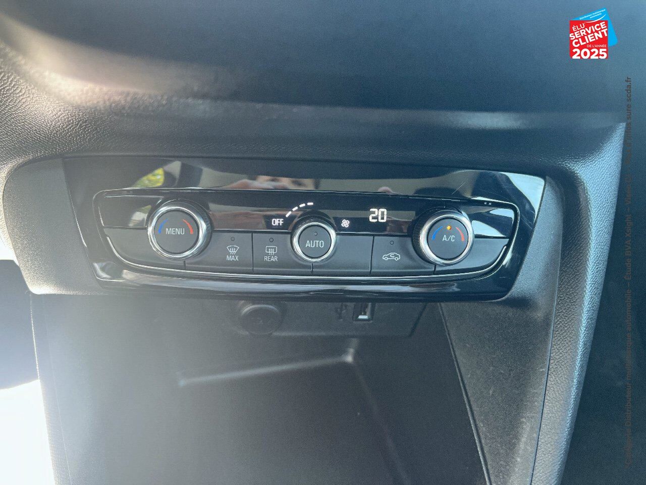 Véhicule d'occasion OPEL CORSA CORSA-E 136CH EDITION chez Opel Nancy