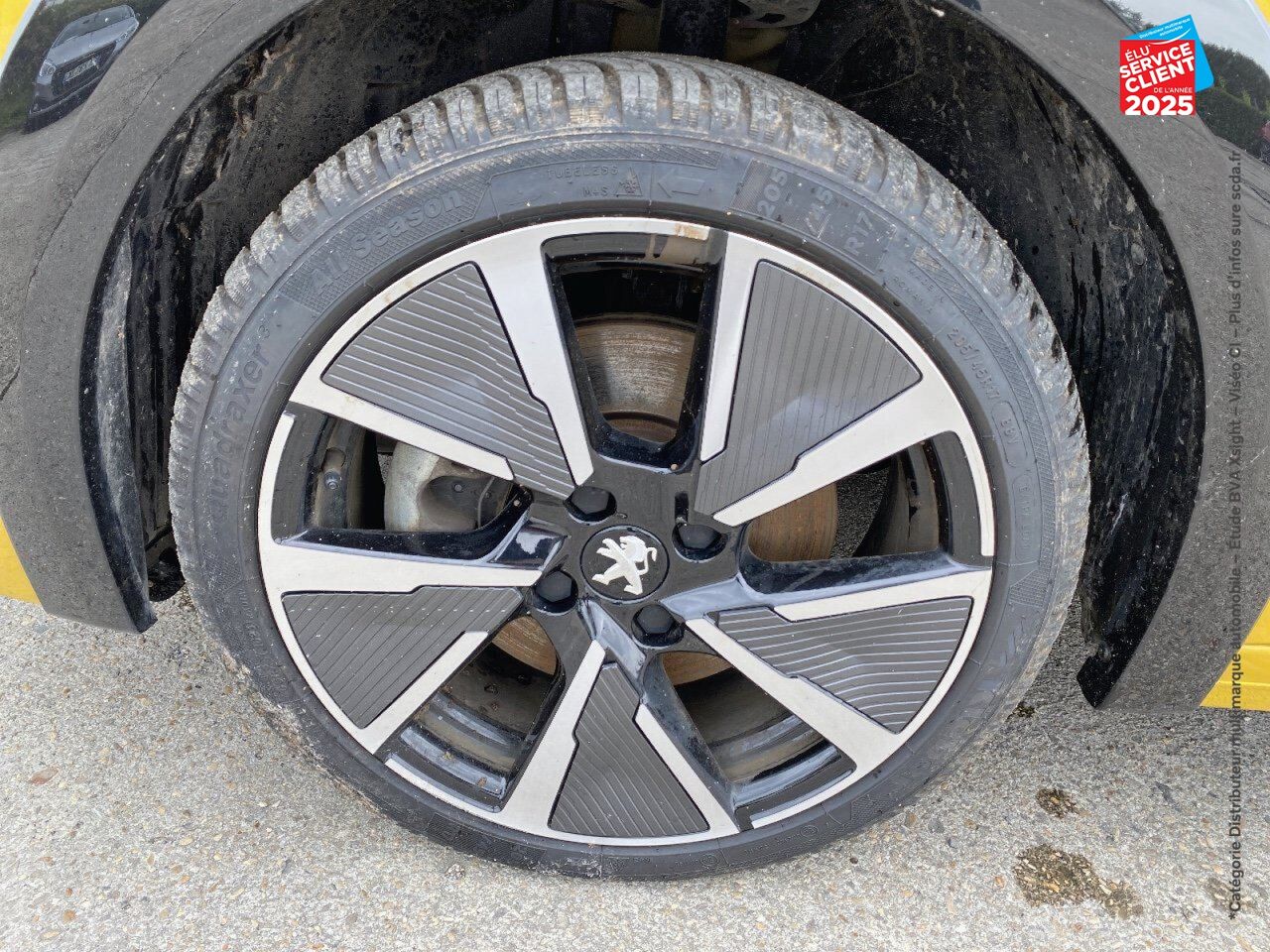 Véhicule d'occasion PEUGEOT 208 E-136CH GT chez Hyundai Epernay