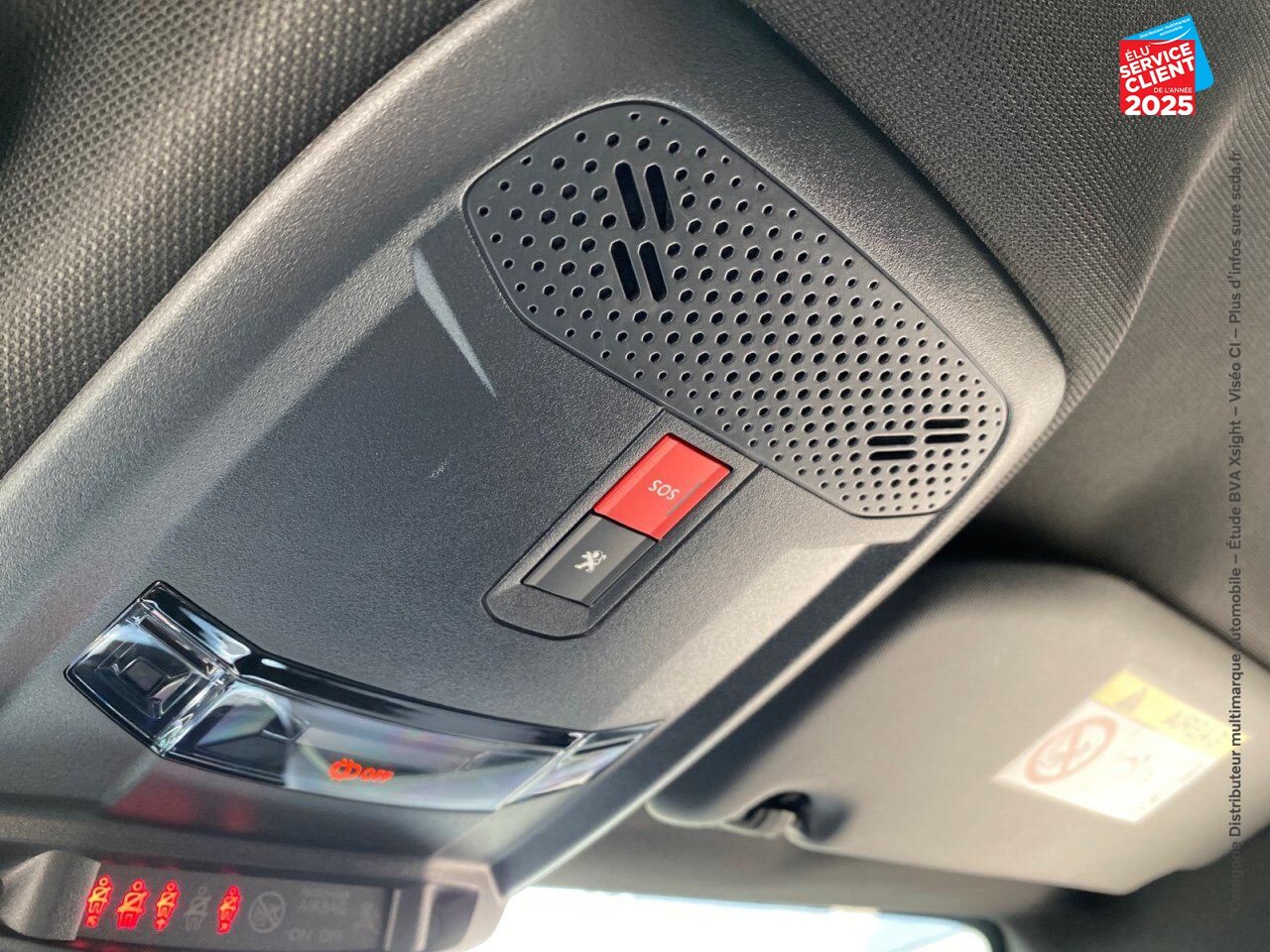 Véhicule d'occasion PEUGEOT 208 E-136CH GT chez Hyundai Epernay