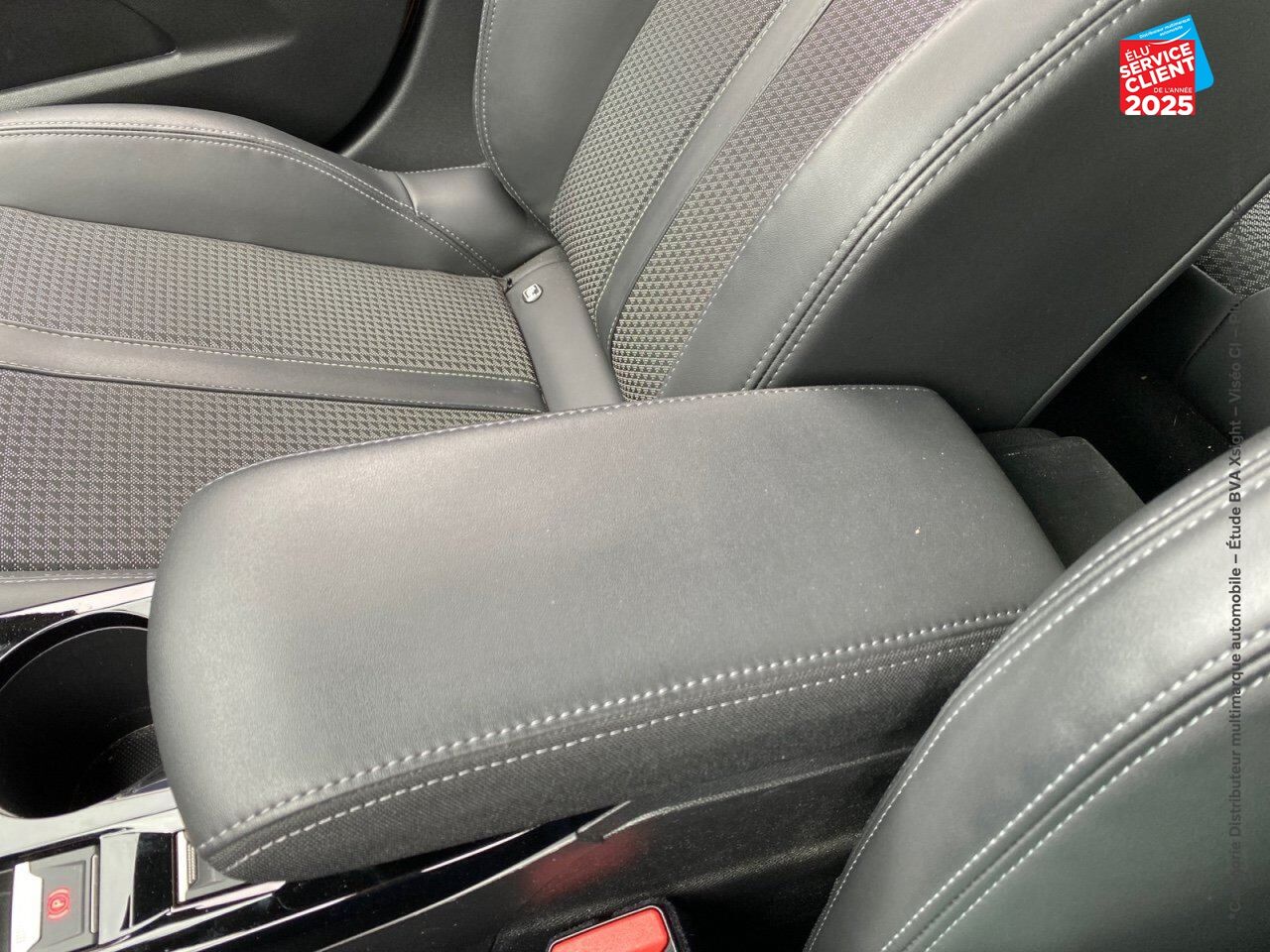 Véhicule d'occasion PEUGEOT 208 E-136CH GT chez Hyundai Epernay