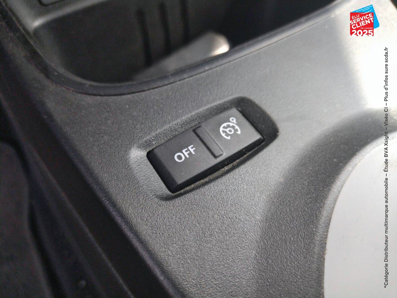 Véhicule d'occasion RENAULT TWINGO E-TECH ELECTRIC ZEN R80 ACHAT INTEGRAL - 21 chez Renault Colmar