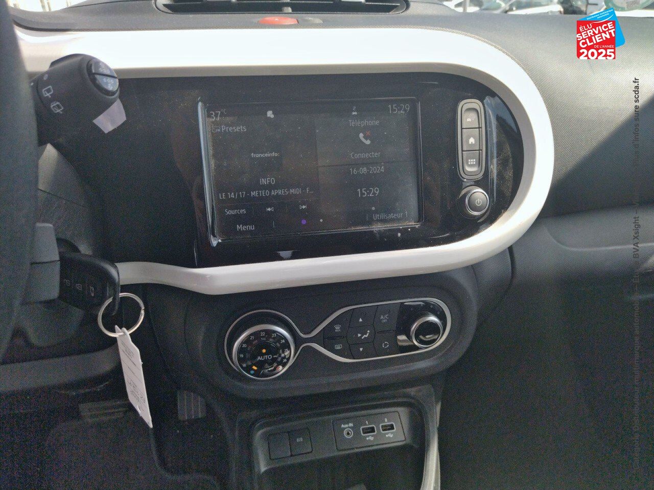 Véhicule d'occasion RENAULT TWINGO E-TECH ELECTRIC ZEN R80 ACHAT INTEGRAL - 21 chez Renault Colmar