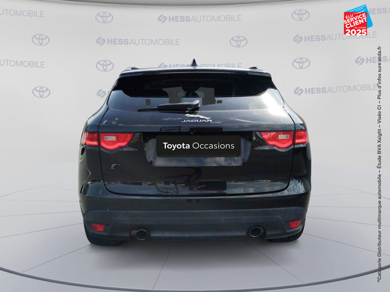 Véhicule d'occasion JAGUAR F-PACE V6 3.0D 300CH R-SPORT 4X4 BVA8 chez MINI Lons-Le-Saunier