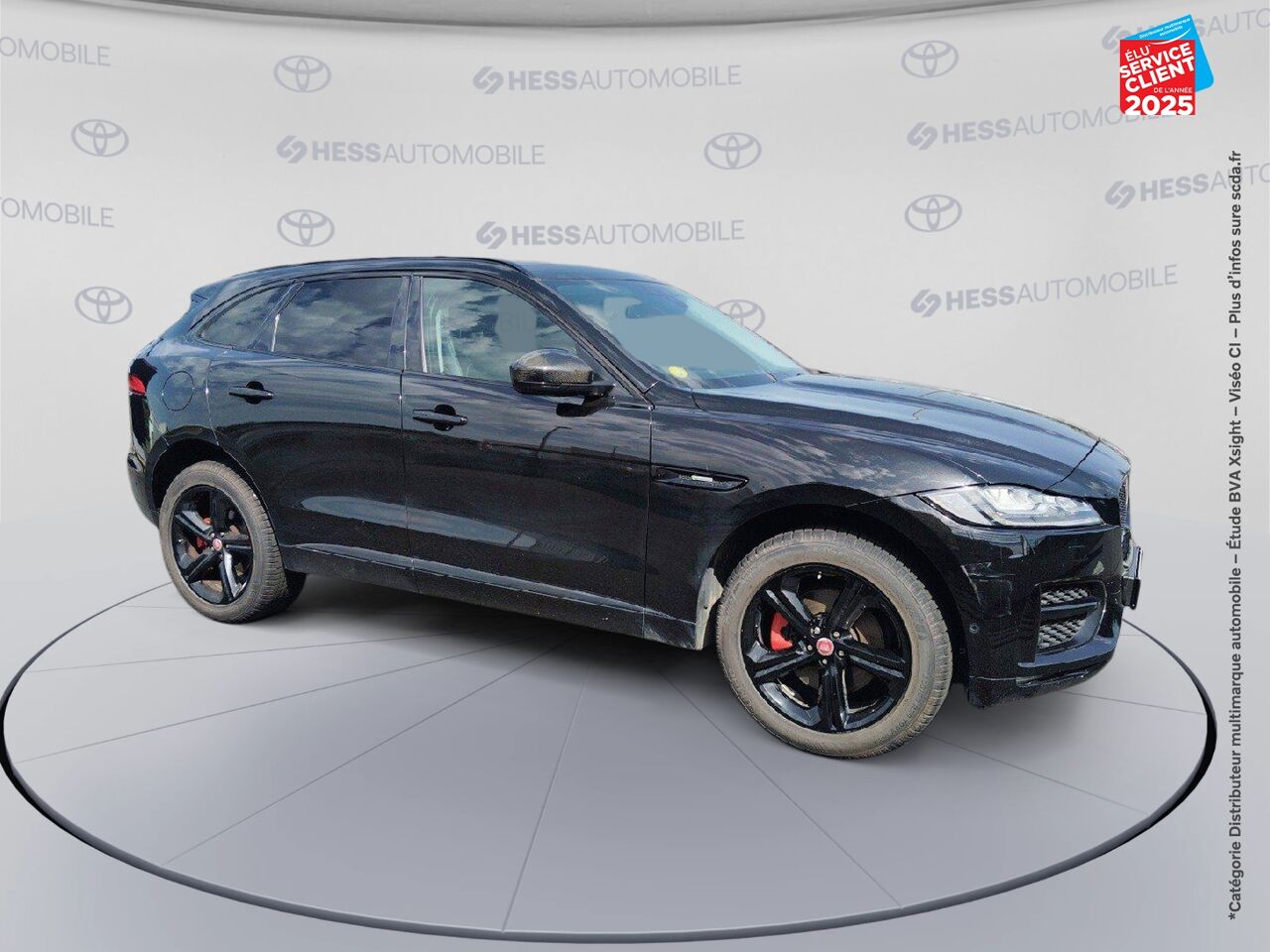 Véhicule d'occasion JAGUAR F-PACE V6 3.0D 300CH R-SPORT 4X4 BVA8 chez MINI Lons-Le-Saunier