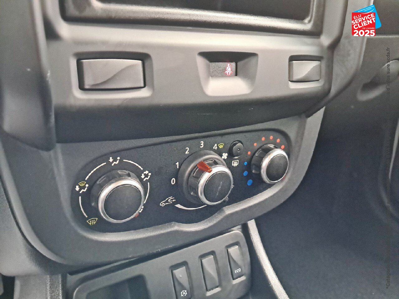 Véhicule d'occasion DACIA DUSTER 1.0 TCE 100CH ACCESS 4X2 chez Renault Colmar