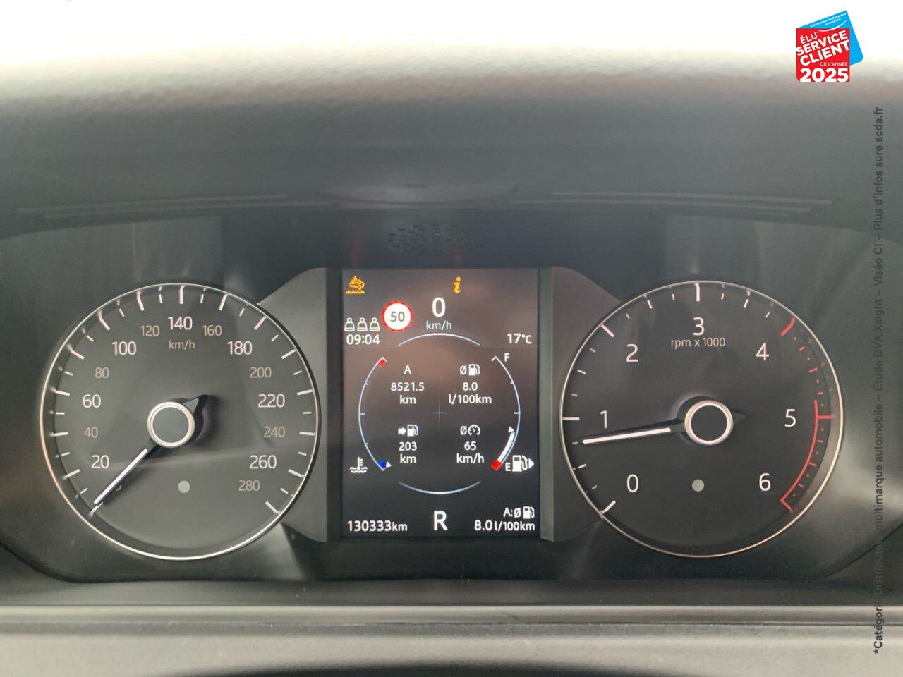 Véhicule d'occasion LAND-ROVER RANGE ROVER VELAR 2.0D 180CH R-DYNAMIC S AWD BVA chez Renault Saint-Louis