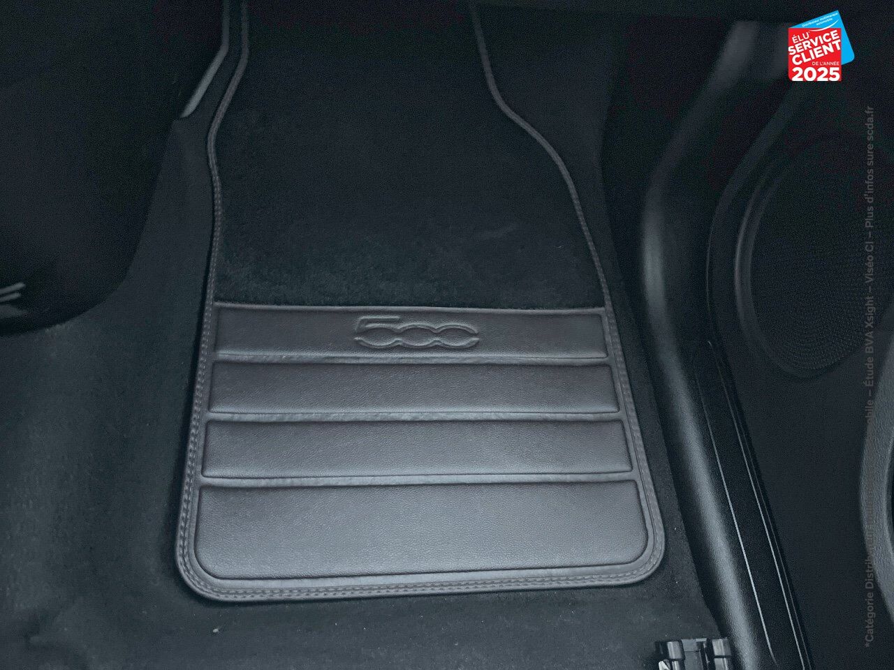 Véhicule d'occasion FIAT 500 E 118CH ICONE GPS chez HESS Automobile