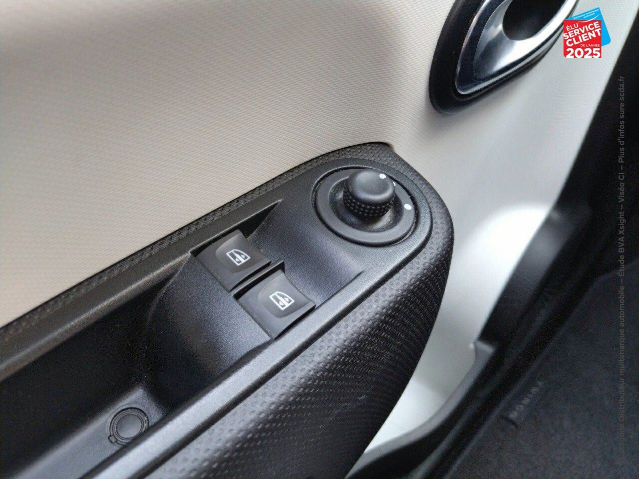 Véhicule d'occasion RENAULT TWINGO E-TECH ELECTRIC ZEN R80 ACHAT INTEGRAL - 21 chez Renault Colmar