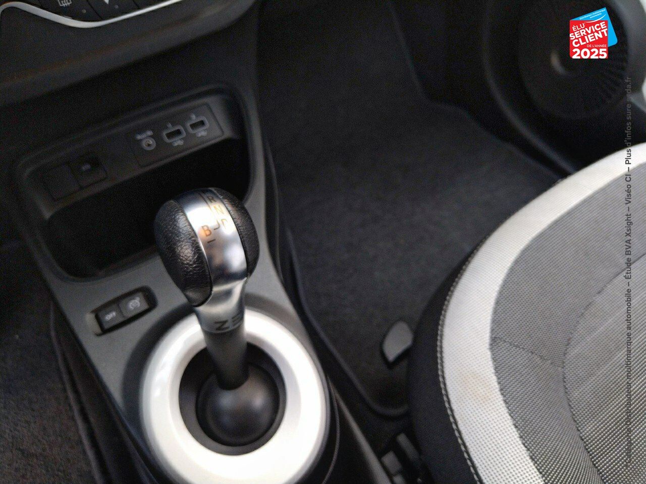 Véhicule d'occasion RENAULT TWINGO E-TECH ELECTRIC ZEN R80 ACHAT INTEGRAL - 21 chez Renault Colmar