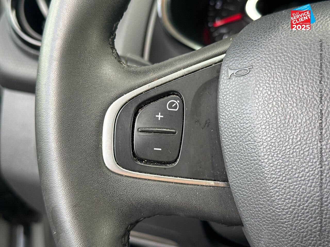 Véhicule d'occasion RENAULT CLIO STE 1.5 DCI 75CH ENERGY AIR MEDIANAV E6C chez Hyundai Epernay