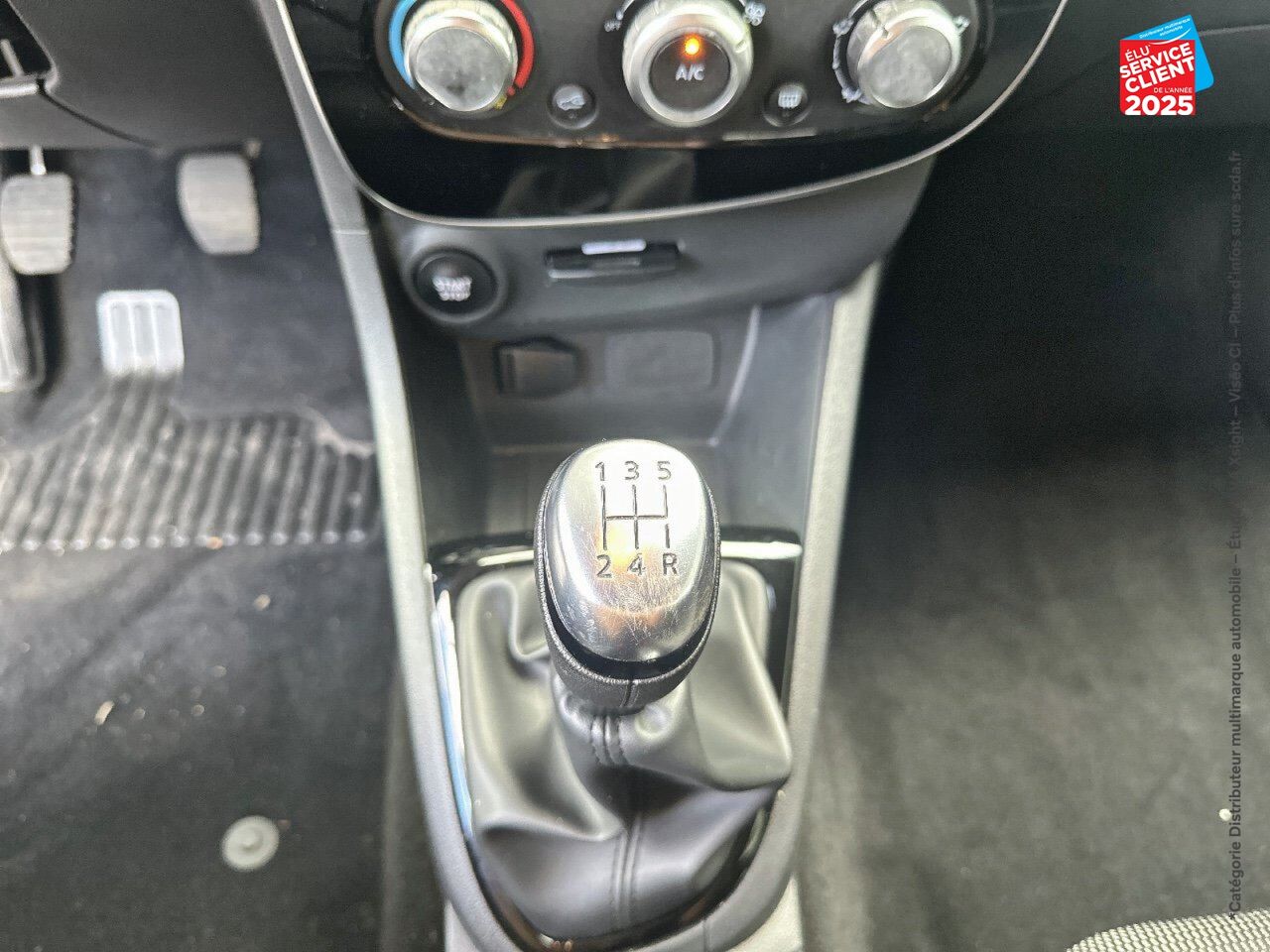 Véhicule d'occasion RENAULT CLIO STE 1.5 DCI 75CH ENERGY AIR MEDIANAV E6C chez Hyundai Epernay