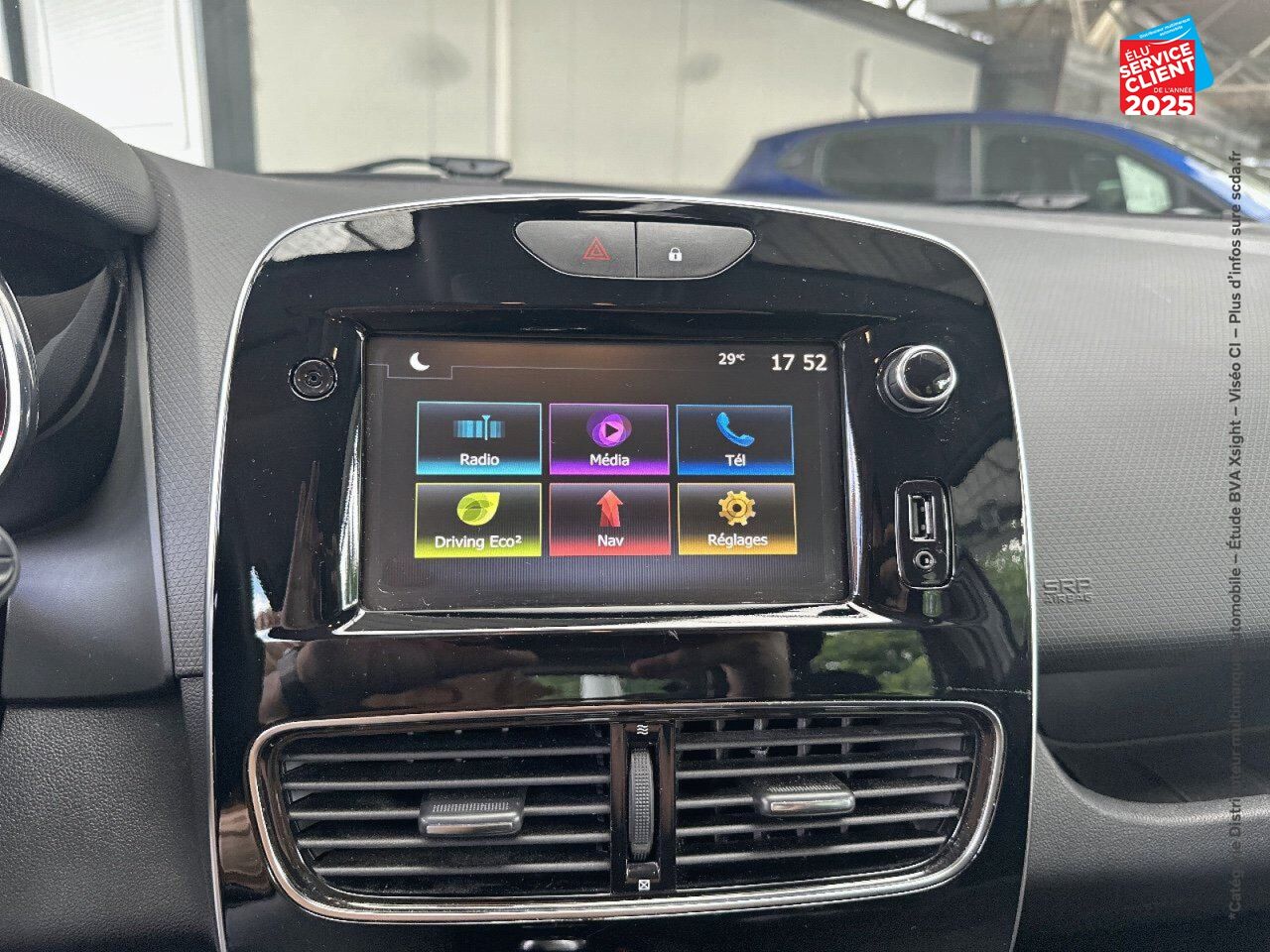 Véhicule d'occasion RENAULT CLIO STE 1.5 DCI 75CH ENERGY AIR MEDIANAV E6C chez Hyundai Epernay