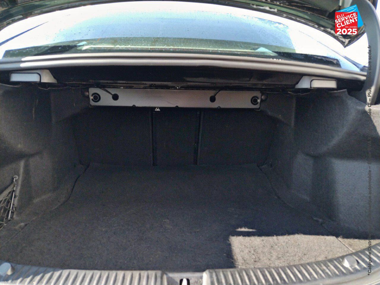 Véhicule d'occasion MERCEDES-BENZ CLASSE C 220 D EXECUTIVE 9G-TRONIC chez Renault Saint-Louis