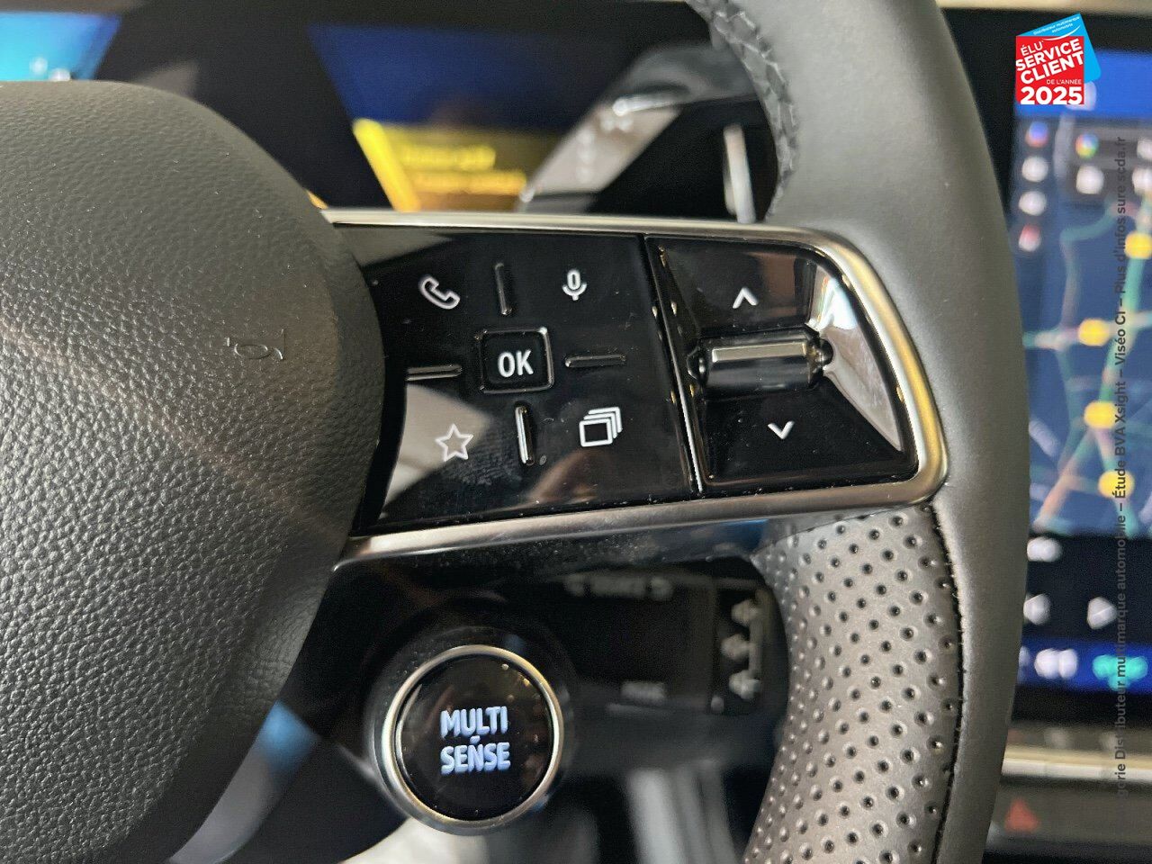 Véhicule d'occasion RENAULT SCENIC E-TECH ELECTRIC 220CH TECHNO ESPRIT ICONIC GRANDE AUTONOMIE chez Renault Strasbourg