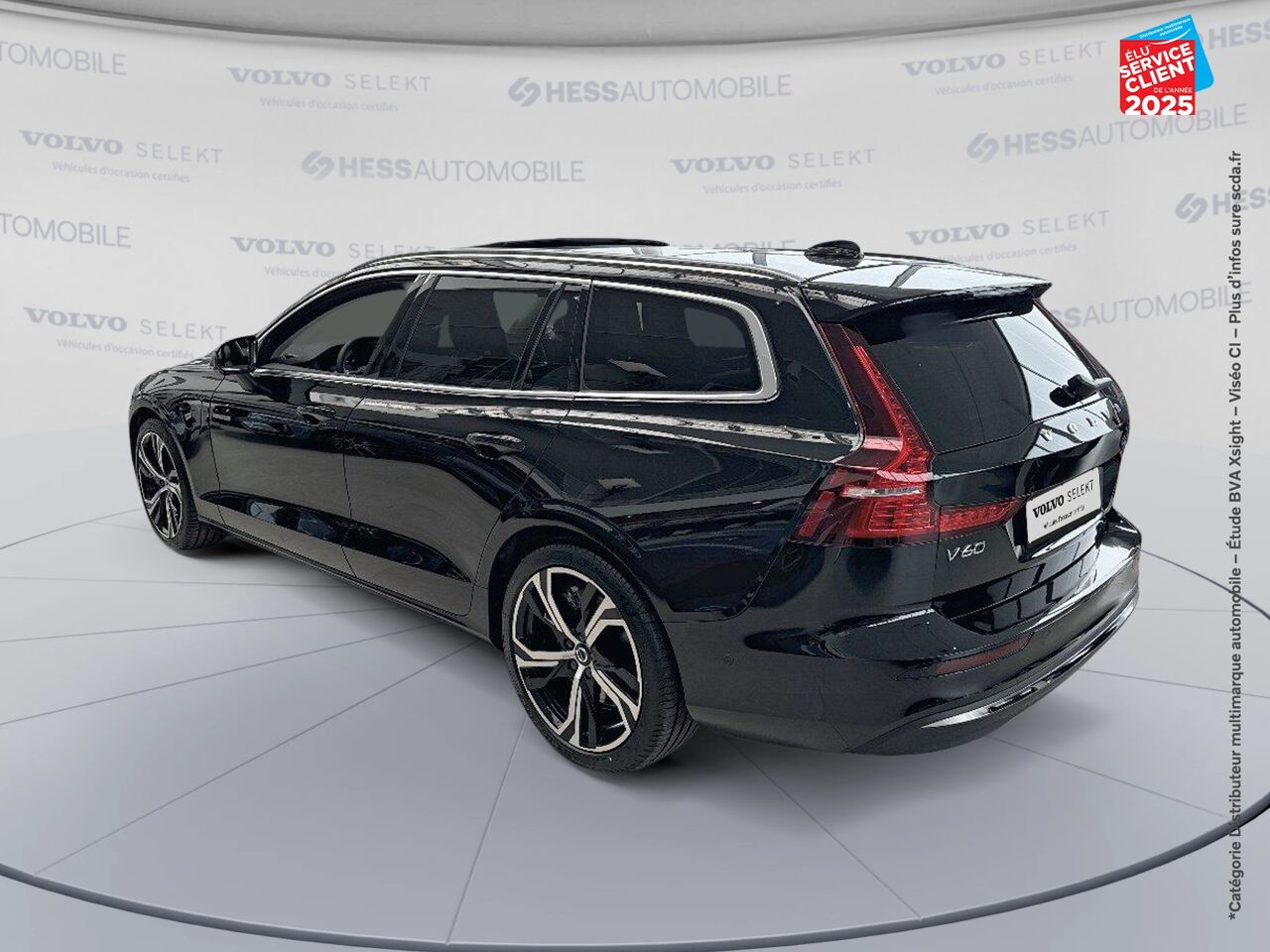 Véhicule d'occasion VOLVO V60 T6 AWD 253+145CH ULTIMATE STYLE CHROME GEARTRONIC 8 chez Toyota Sarreguemines