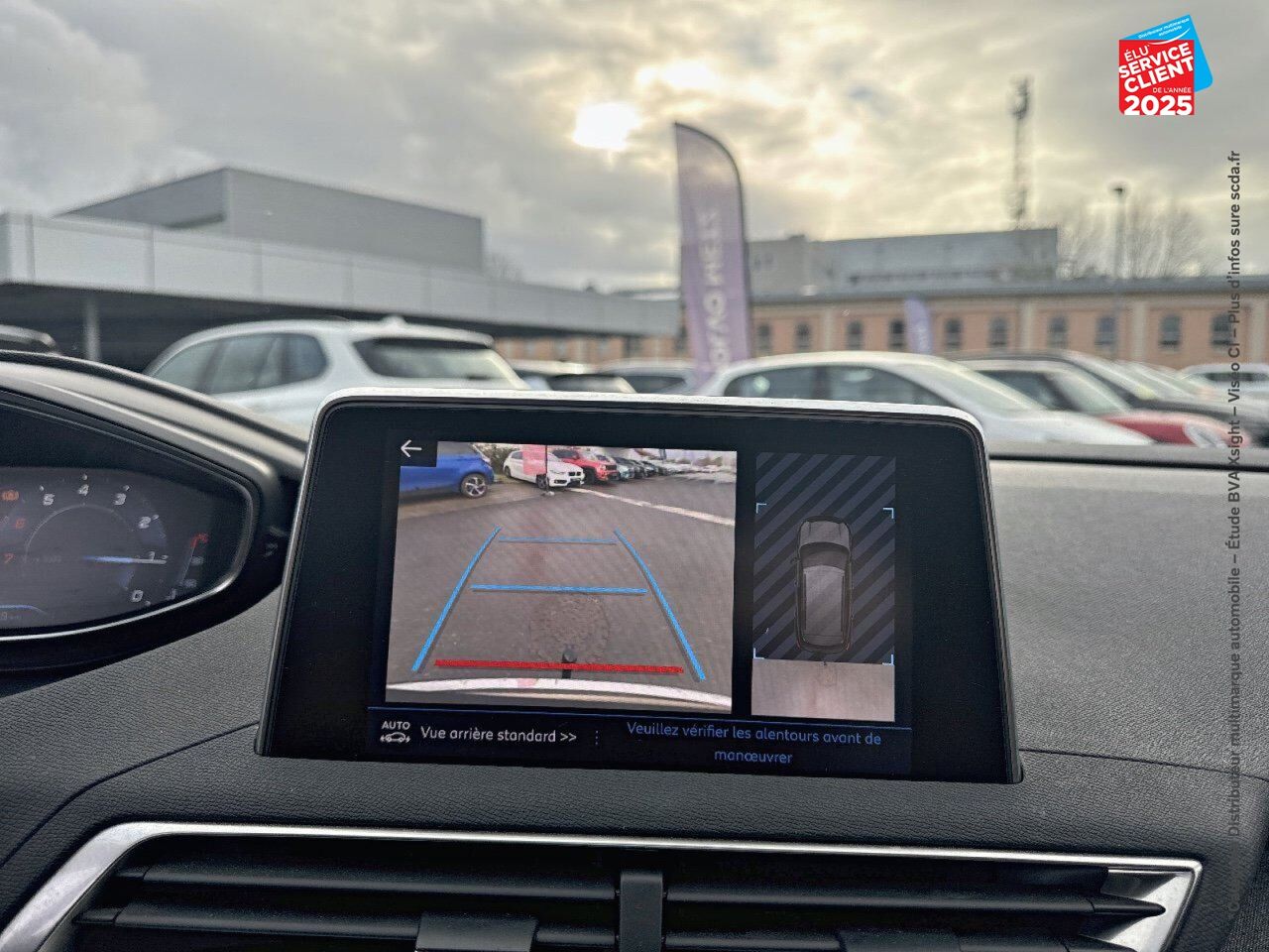 Véhicule d'occasion PEUGEOT 3008 1.2 PURETECH 130CH ALLURE SS chez Renault Colmar