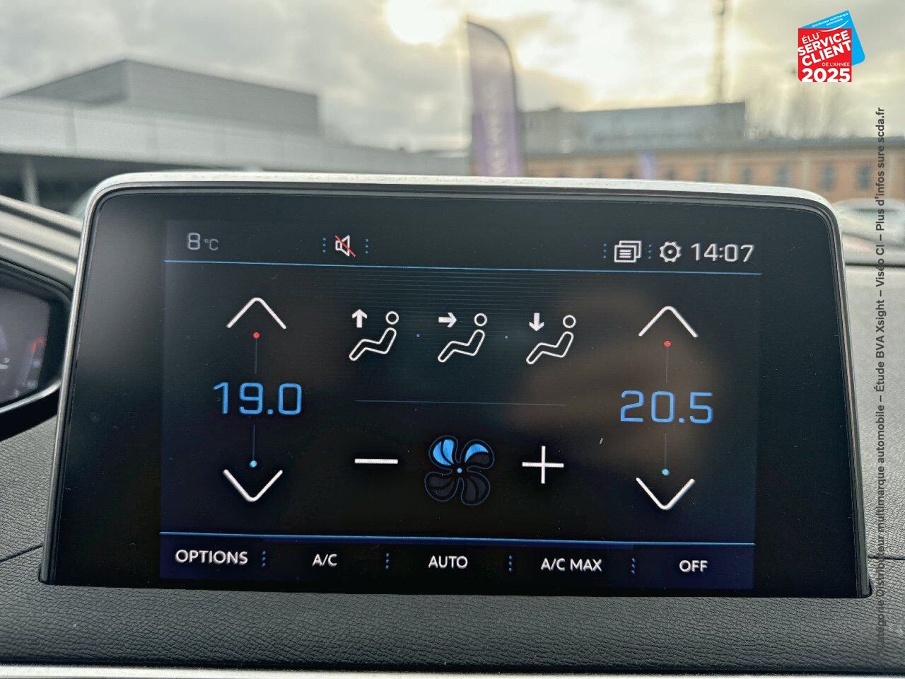 Véhicule d'occasion PEUGEOT 3008 1.2 PURETECH 130CH ALLURE SS chez Renault Colmar